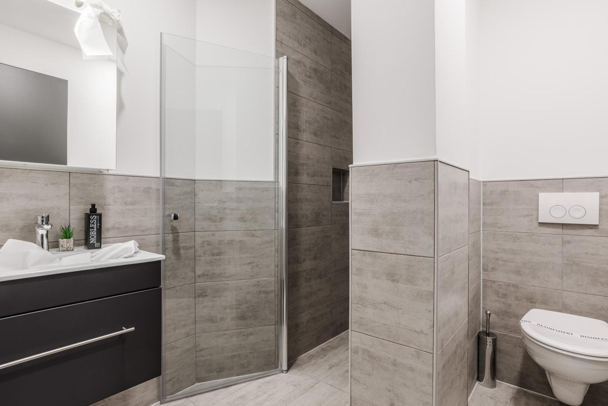 Hotel Montenegro Worms Ngoại thất bức ảnh