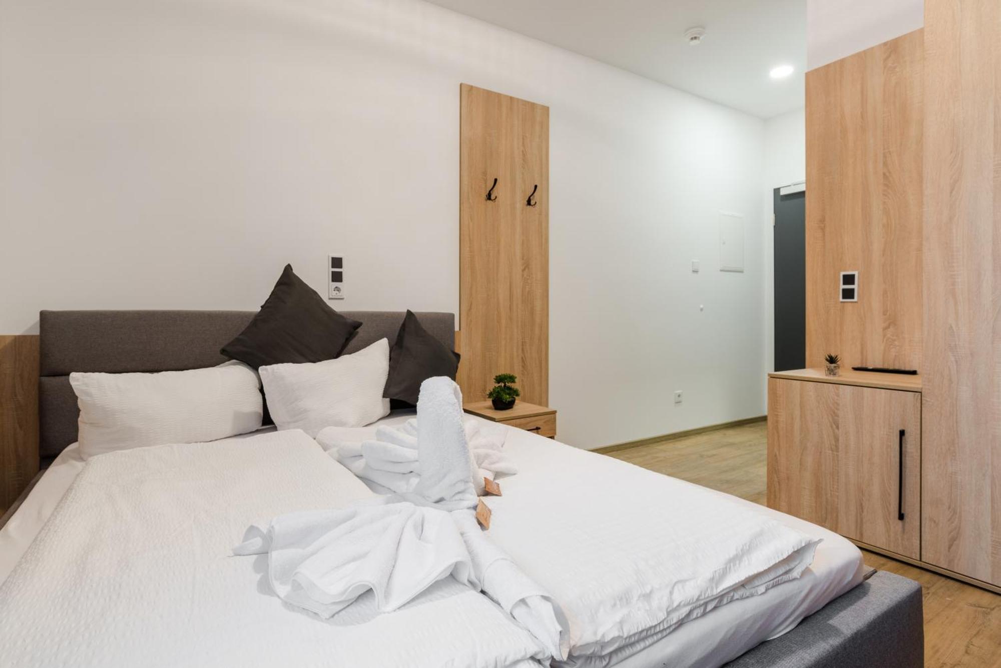 Hotel Montenegro Worms Ngoại thất bức ảnh